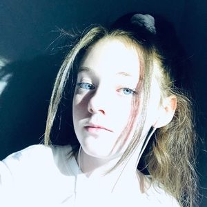 Meet your Posher, Annika